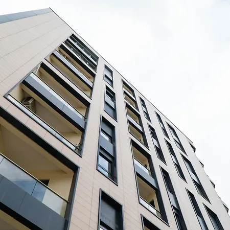 Apartment Signature 12 *