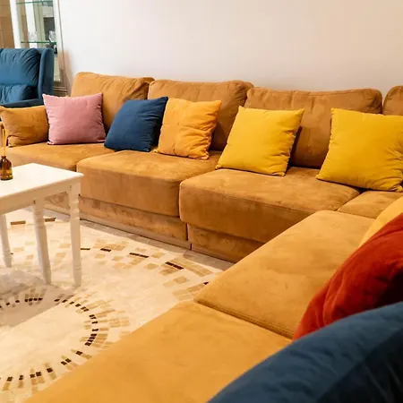 Apartment Signature 12 *