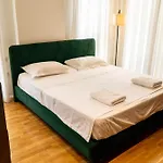 Signature 12 Apartment