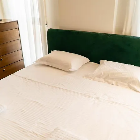 Signature 12 Lejlighed Tirana